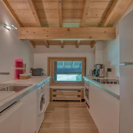 3 Pieces Avec Cheminee Et Wifi A Megeve, Pres Des Pistes - Fr-1-453-293